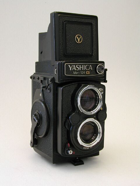 Yashica Mat 124G